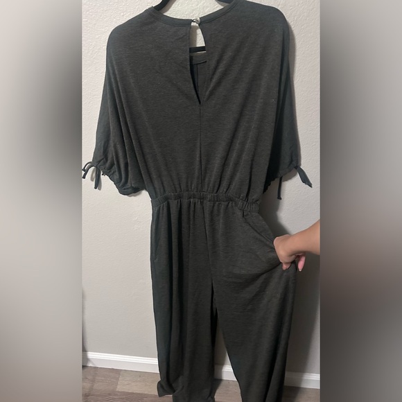 Grey Romper - Picture 3 of 6